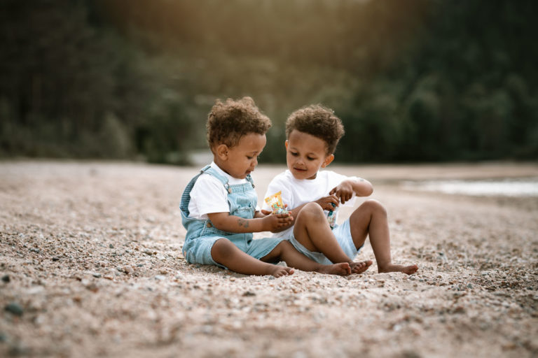 5 grunner til å booke en familiefotografering!